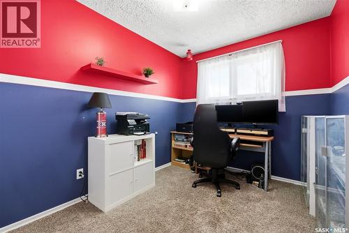 1234 James Crescent, Regina, SK - Indoor Photo Showing Office