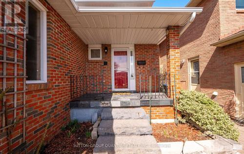 2113 Folkway Drive, Mississauga, ON - Outdoor With Exterior