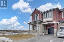42 VINEWOOD CRESCENT  Barrie, ON L9J 1B4