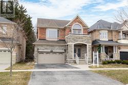 34 HARRY GAY DRIVE  Clarington (Courtice), ON L1E 0B2