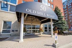 50 OLD MILL Road Unit# 705 Oakville, ON L6J 7W1