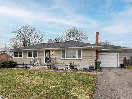 5 Acadia Street  Middleton, NS B0S 1P0