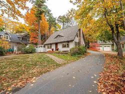 680 Shore Drive Bedford, NS B4A 2E1