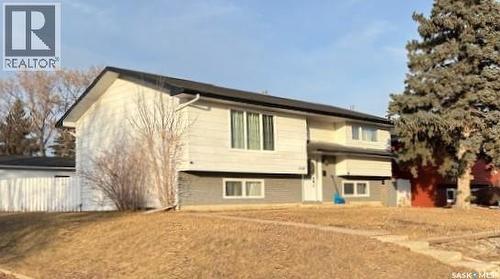 1446 Stadacona STREET W  Moose Jaw, SK S6H 6R9