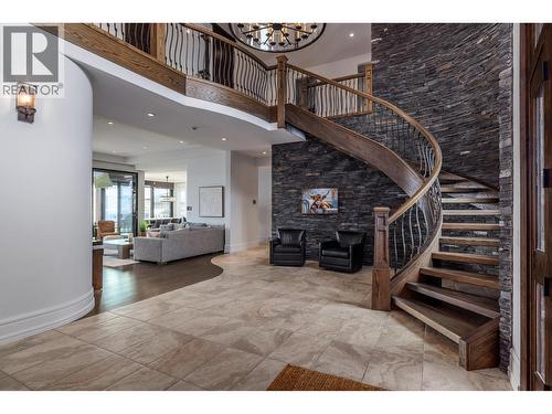 4165 Gellatly Road, West Kelowna, BC - Indoor Photo Showing Other Room