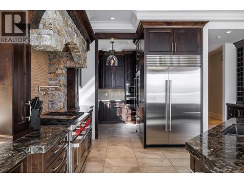 4165 Gellatly Road, West Kelowna, BC - Indoor Photo Showing Kitchen With Upgraded Kitchen