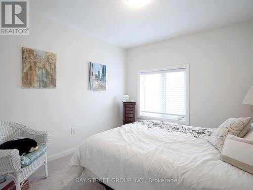 2 Longshore Way, Whitby, ON - Indoor Photo Showing Bedroom