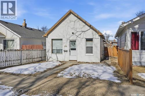 44 Lillooet STREET W  Moose Jaw, SK S6H 4Y5