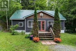 2709 MUSKOKA DISTRICT 118 ROAD W Muskoka Lakes (Monck (Muskoka Lakes)), ON P0B 1J0