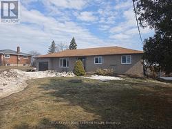 1027 TARA ROAD Selwyn, ON K0L 1T0