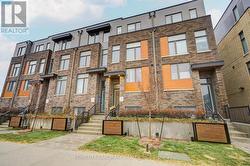 46 HOOYO TERRACE  Toronto, ON M6A 0E2