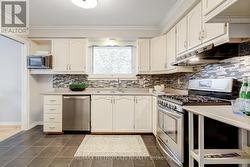 UPPER - 287 WAVERLY STREET N Oshawa, ON L1J 5V8