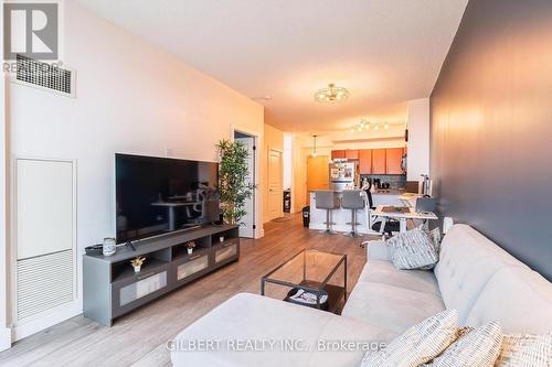 1603 - 3515 Kariya Drive, Mississauga, ON - Indoor Photo Showing Living Room