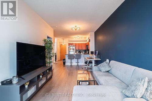 1603 - 3515 Kariya Drive, Mississauga, ON - Indoor Photo Showing Living Room