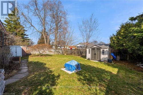 77 Lawfield Drive, Hamilton, ON - Outdoor