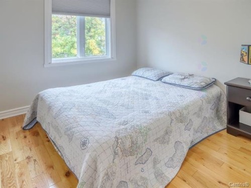 Chambre à coucher - 1746 Rue De L'Everest, Montréal (Saint-Laurent), QC - Indoor Photo Showing Bedroom