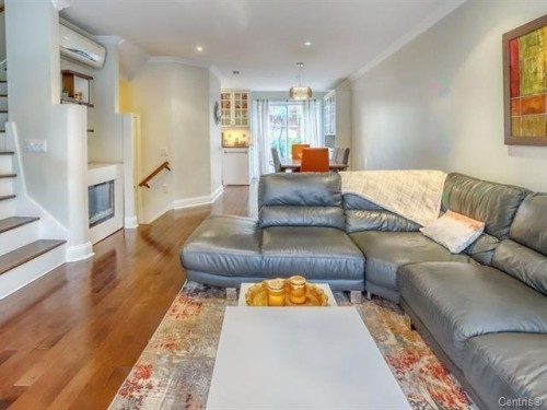 Salon - 1746 Rue De L'Everest, Montréal (Saint-Laurent), QC - Indoor Photo Showing Living Room With Fireplace