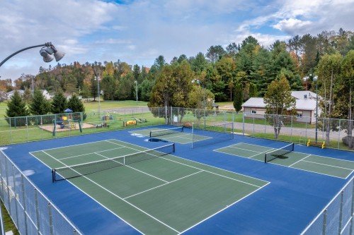 À proximité - 25 Mtée Laurence, Brébeuf, QC - 