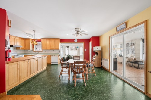 Salle à manger - 109 Rue St-Laurent, Lac-Simon, QC - Indoor