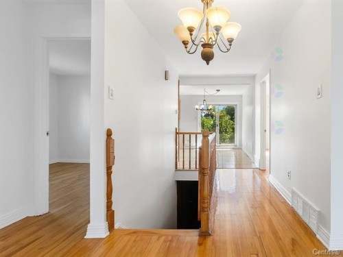 Intérieur - 1010 Rue Ridgewood, Laval (Chomedey), QC - Indoor Photo Showing Other Room