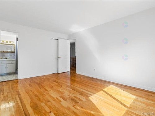 Chambre à coucher principale - 1010 Rue Ridgewood, Laval (Chomedey), QC - Indoor Photo Showing Other Room