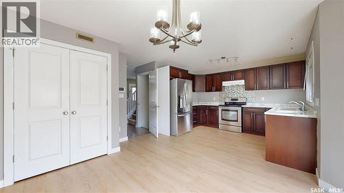 5128 Aerial Crescent, Regina, SK - Indoor Photo Showing Kitchen
