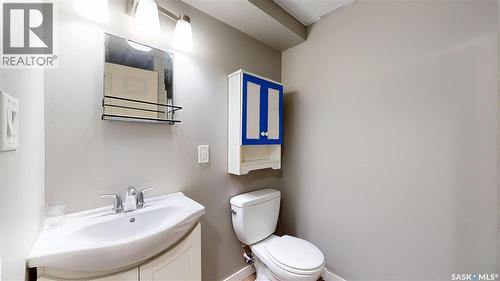 5128 Aerial Crescent, Regina, SK - Indoor Photo Showing Bathroom