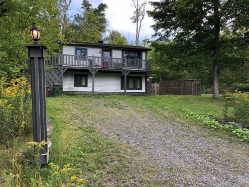 67 Rue de la Sterne  Magog, QC J1X 0M6