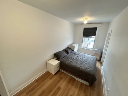 Bedroom - 6617 Rue St-Dominique, Montréal (Rosemont/La Petite-Patrie), QC - Indoor Photo Showing Bedroom