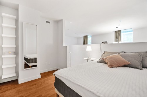 Bedroom - 106-7400 Boul. St-Laurent, Montréal (Villeray/Saint-Michel/Parc-Extension), QC - Indoor Photo Showing Bedroom