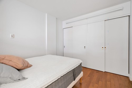 Bedroom - 106-7400 Boul. St-Laurent, Montréal (Villeray/Saint-Michel/Parc-Extension), QC - Indoor Photo Showing Bedroom