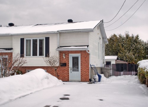 27 Imp. du Canotage  Gatineau (Aylmer), QC J9H 5B6