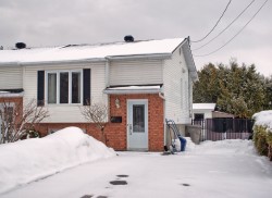 27 Imp. du Canotage  Gatineau (Aylmer), QC J9H 5B6