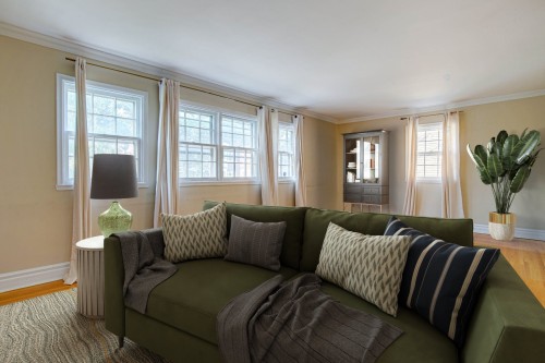 Salon - 4079 Av. Marlowe, Montréal (Côte-Des-Neiges/Notre-Dame-De-Grâce), QC - Indoor Photo Showing Living Room