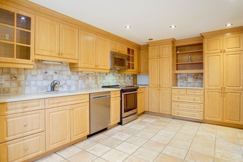 Cuisine - 4079 Av. Marlowe, Montréal (Côte-Des-Neiges/Notre-Dame-De-Grâce), QC - Indoor Photo Showing Kitchen