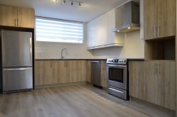 3882 Rue Léonard  Longueuil (Saint-Hubert), QC J3Y 5M2