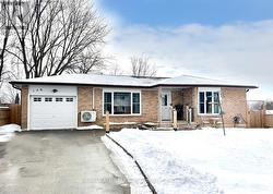 158 BLOSSOM COURT Scugog (Port Perry), ON L9L 1G5
