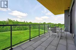 Corner suite views - 