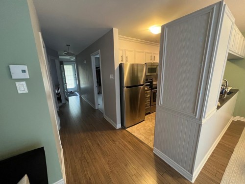 Corridor - 320 Ch. Des Épinettes, Piedmont, QC - Indoor