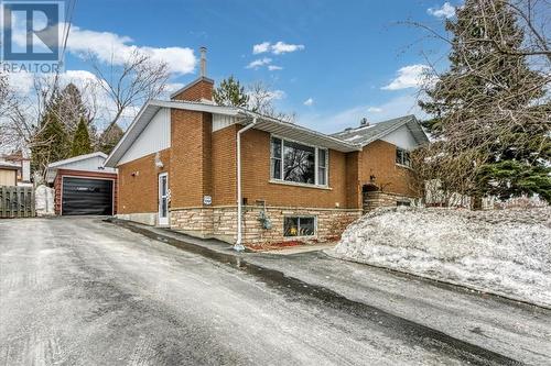 896 GRANDVIEW Boulevard  Sudbury, ON P3A 2H2