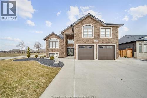 1649 BARKLEY AVENUE  Windsor, ON N8P 0E8