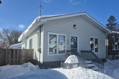 217 Angus Street  Thunder Bay, ON P7A 2Y3