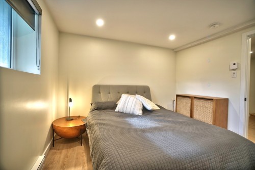 Chambre à coucher - 304 Ch. Dépôt, Orford, QC - Indoor Photo Showing Bedroom