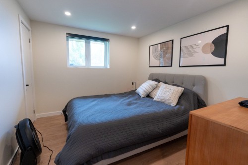 Chambre à coucher - 304 Ch. Dépôt, Orford, QC - Indoor Photo Showing Bedroom