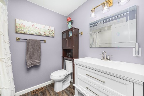Salle de bains - 6 Ch. Beech, L'Isle-Aux-Allumettes, QC 