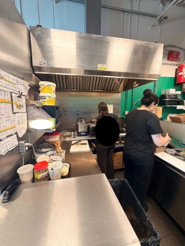 Commerce - 18-8245 Boul. Taschereau, Brossard, QC - Indoor