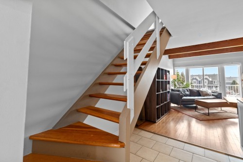 Escalier - 542-2271 Rue Du Versant, Magog, QC - Indoor Photo Showing Other Room