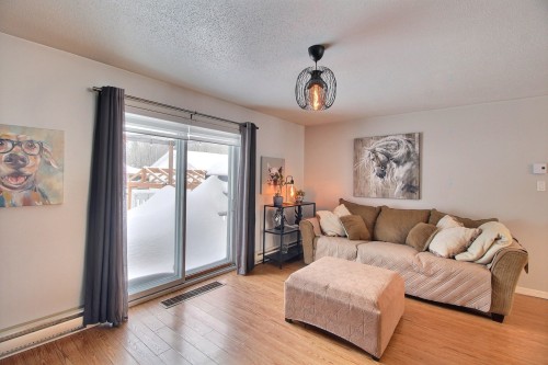 Salon - 277 Route 111, Val-D'Or, QC - Indoor Photo Showing Living Room