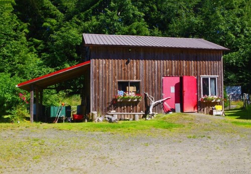 113 Nadu Rd, Masset, BC 