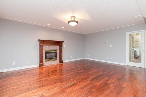 4268 Westervelt Pl, Saanich, BC 
